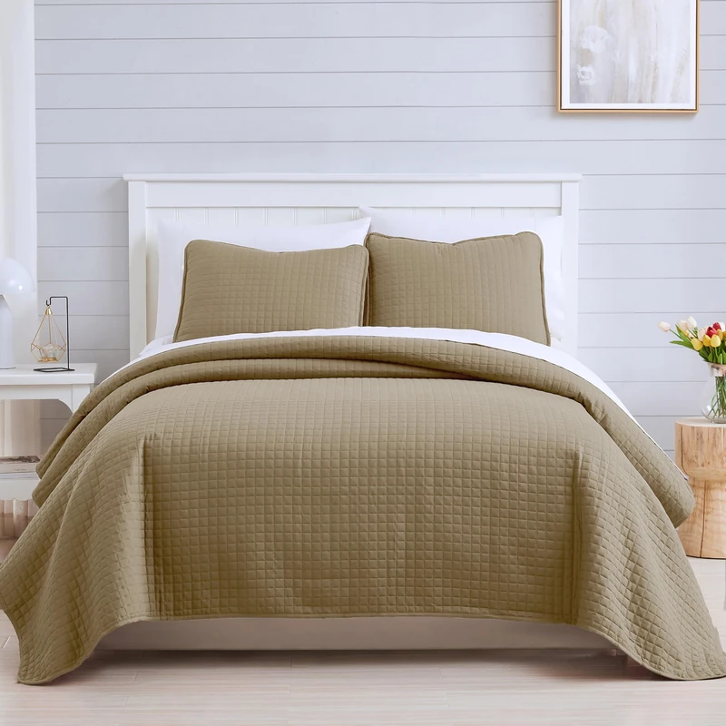 Southshore Fine Living, Inc. Twin Quilt Bedding Set, Soft Brushed Microfiber Taupe Quilts, Twin/XL Coverlet Bedspread, Wrinkle & Pet Hair Resistant Bedding with 1 Pillow Sham, Taupe