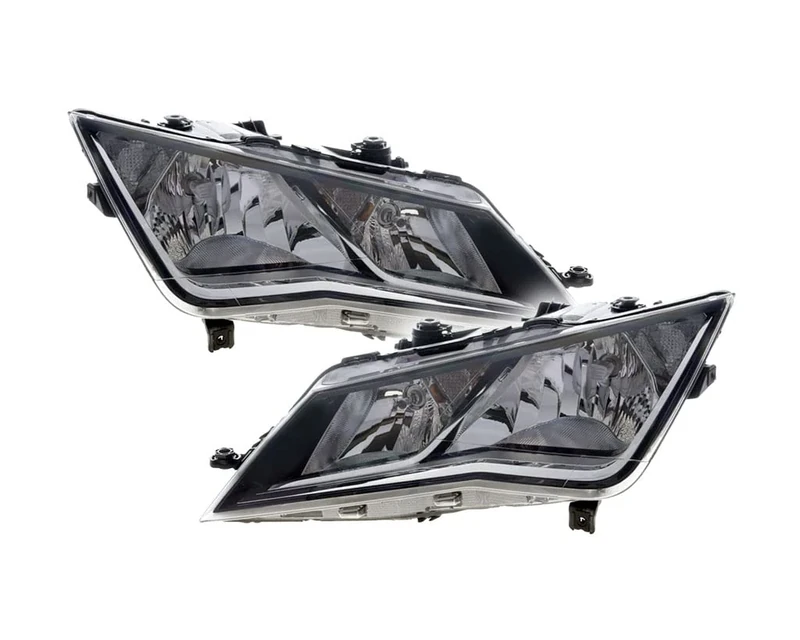 Valeo - 45100 - High Performance Halogen Left Main Headlamp - For SEAT Leon III /9/2012 > 2016/12 - Front - Left side - Pack of 1
