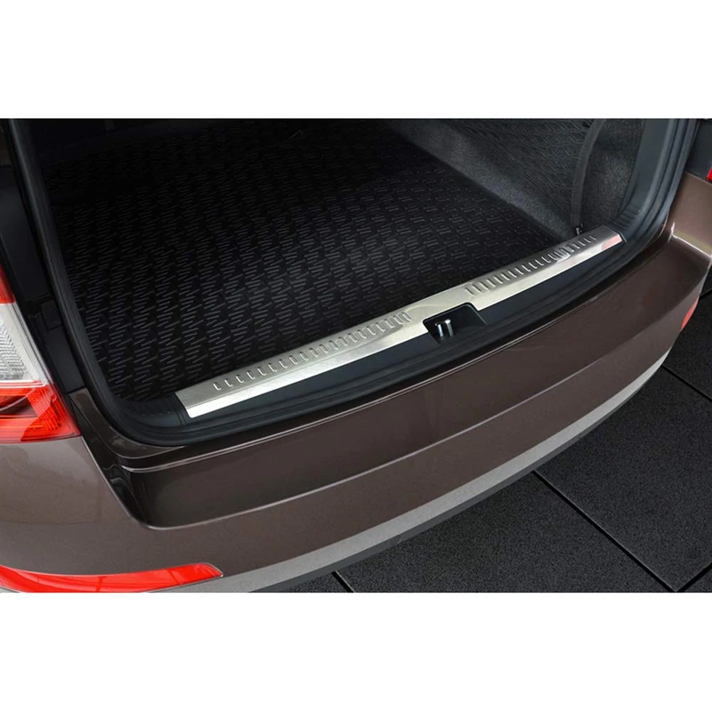 Avisa 2/35785 Stainless Steel Rear Bumper Protector Skoda Octavia II Scout 2014 'Ribs', Silver - Image 1