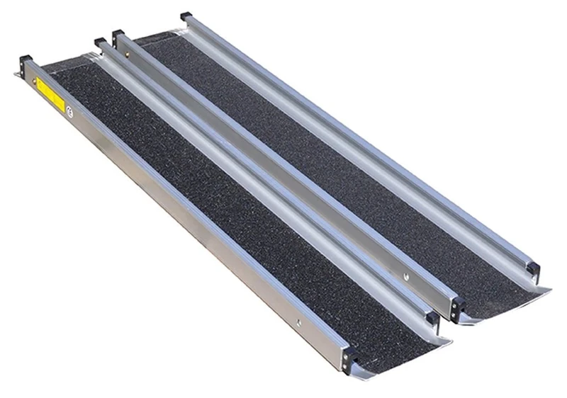 Aidapt 5FT Telescopic Wheelchair Ramps.Non-slip Coating on Tread,Raised Edges,Scooter,Disability,Lock in Place,Compact Size,Lightweight Aluminium,Carry Bag Included,Use with Cars,Thresholds,Kerbs