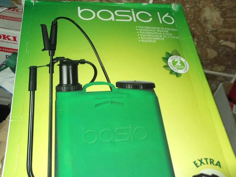 Basic 85947 Pressure Sprayer – retenida, Size 16, Green