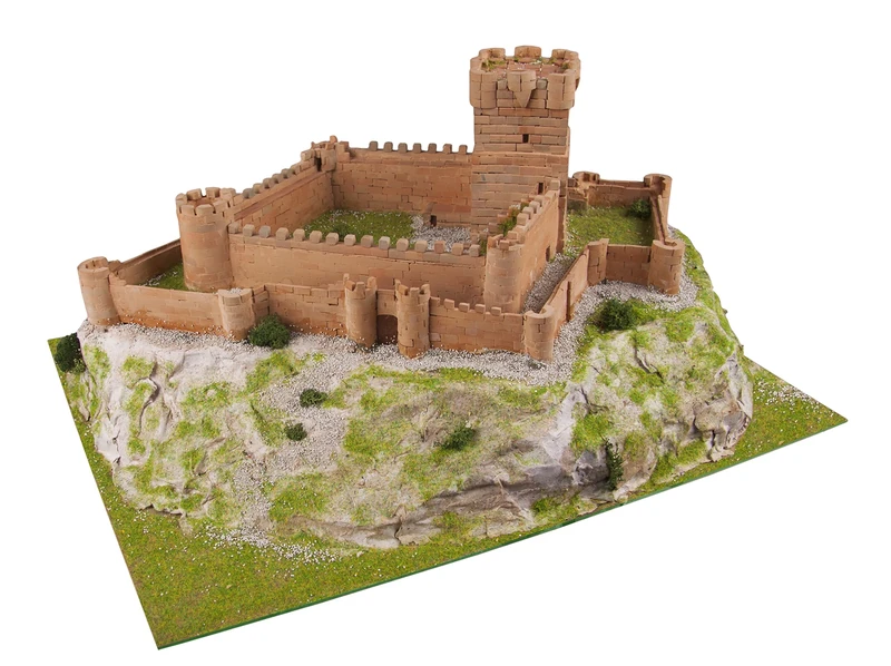 Keranova Historic Buildings Atalaya Castle (Villena) Model, 38 x 25 x 15 cm