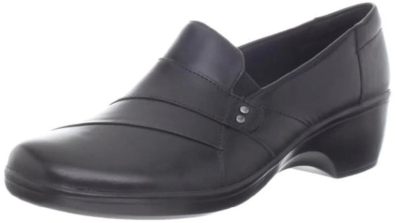 Clarks Women's May Marigold Slip-On Loafer, Black, 5.5 UK