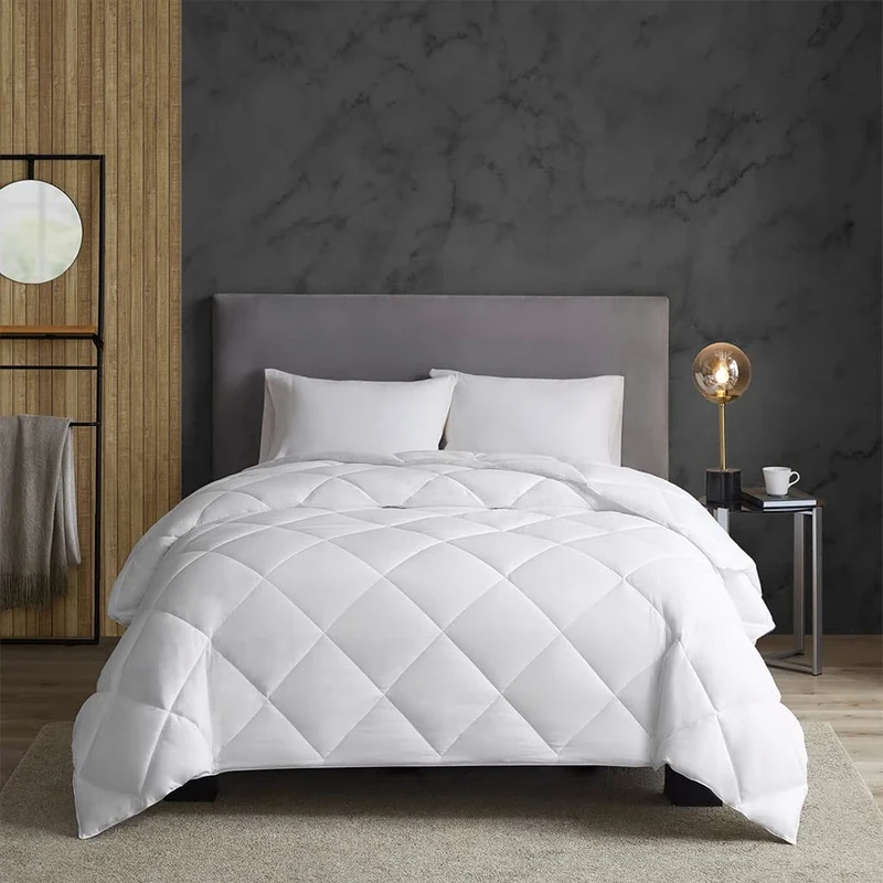 SLEEP PHILOSOPHY Thinsulate Fibers 3M Scotchgard Moisture Wicking Down Alternative Comforter with 300TC Cotton Sateen Cover, Full/Queen, White - Image 1