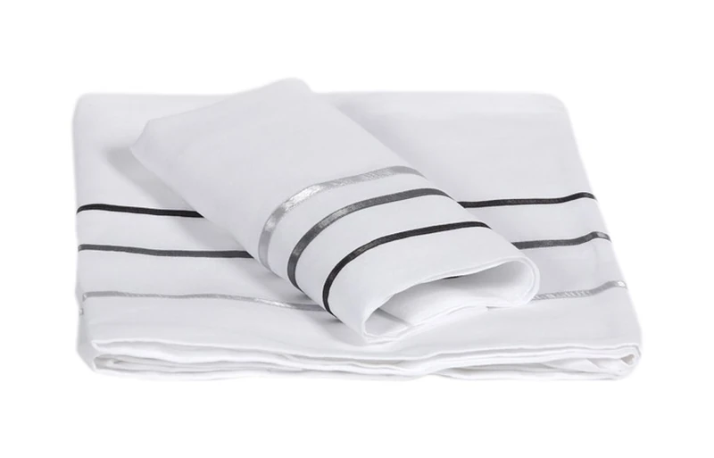 Lait Baby lflevl Milky Way Sheet and Pillowcase for cot, White/Grey, 110 x 190/40 x 60 - Image 1