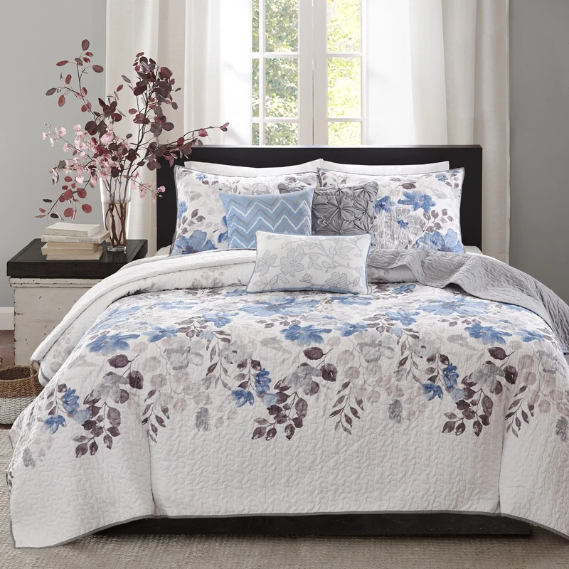 Madison Park All Season, Breathable Coverlet Bedspread Lightweight Bedding Set, Matching Shams, Decorative Pillow, Polyester Cotton, Floral Blue, King/California King (104 in x 94 in)