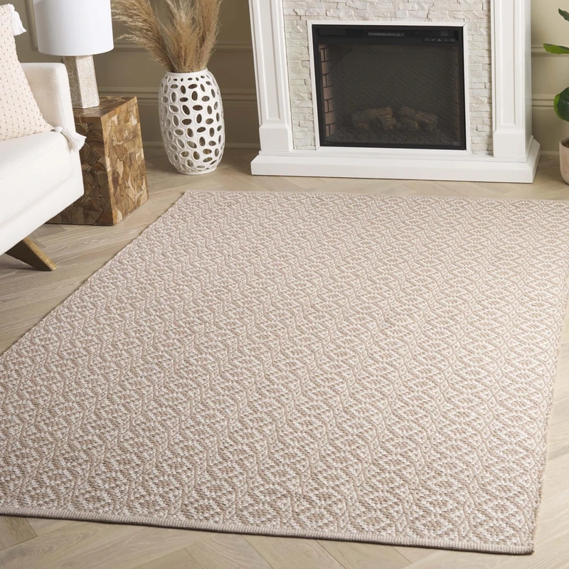 SAFAVIEH Modern Rug for Living Room, Dining Room, Bedroom - Montauk Collection, Short Pile, in Ivory and Beige, 152 X 213 cm