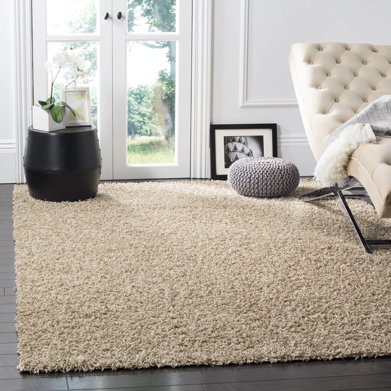 Safavieh Shaggy Rug for Living Room, Dining Room, Bedroom - Athens Shag Collection, High Pile, in Beige, 91 X 152 cm