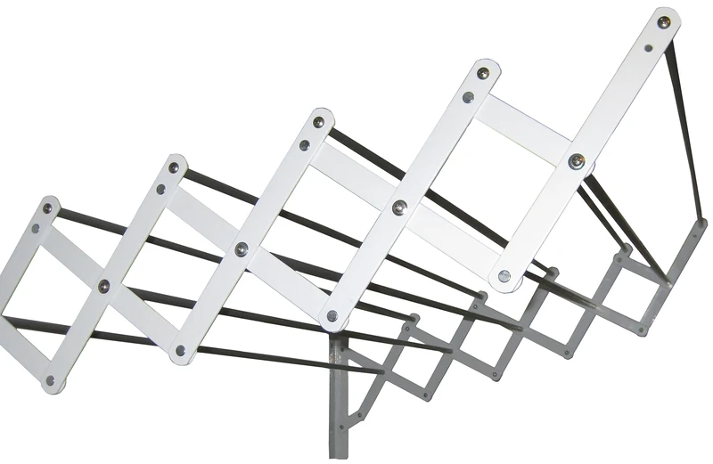 Sauvic Extendable Wall Mounted White Clothes Airer with 10 Aluminium Clothes lines 140 cm