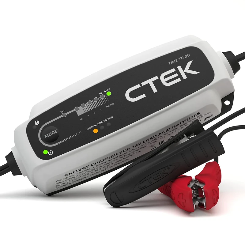 CTEK CT5 Time to Go - Fully Automatic Battery Charger with Countdown Display (Charges, Maintains and Reconditions Car and Motorcycle Batteries) 12 V, 5 Amp