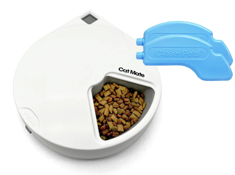 Cat Mate C500 Automatic 5 Bowl Digital Timer-Controlled Pet Feeder - For Cats and Small Dogs, Wet or Dry Food, includes Twin Ice Packs, 5 Meals Up To 330 g Each, White