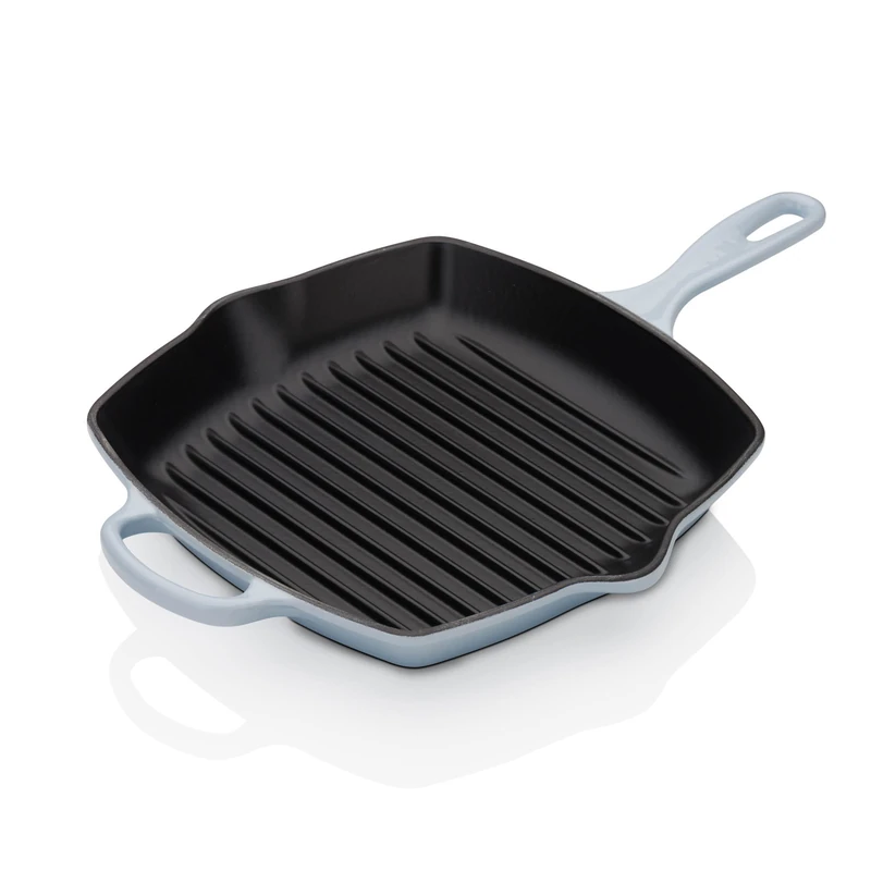 LE CREUSET Signature Enamelled Cast Iron Grillit Frying Pan with Helper Handle and Two Pouring Lips, for All Hob Types and Ovens, 26 cm, Coastal Blue, 201832642