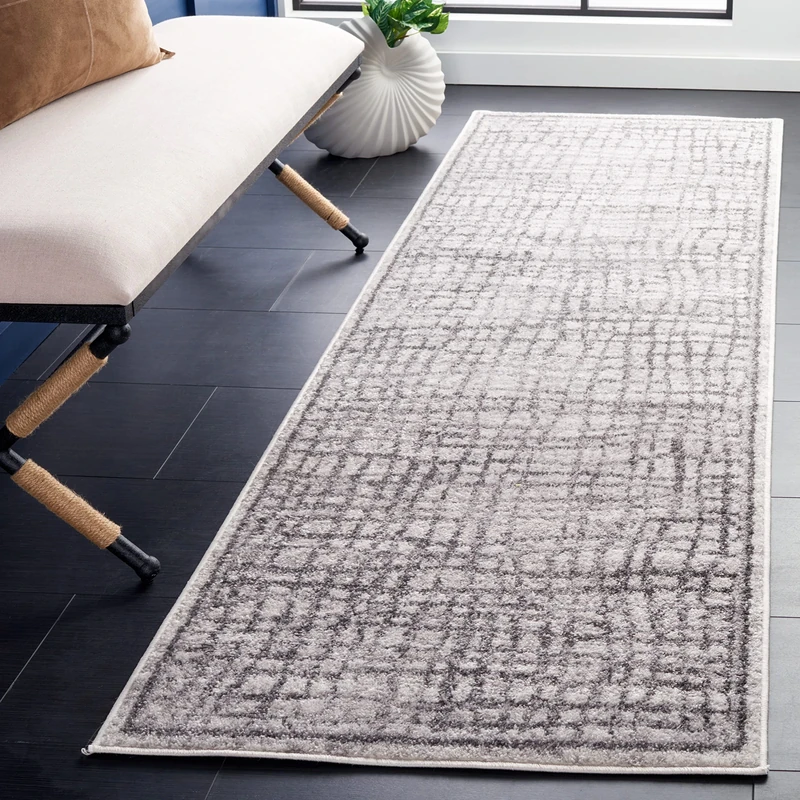 Safavieh Contemporary Rug for Living Room, Dining Room, Bedroom - Adirondack Collection, Short Pile, in Silver and Ivory, 76 X 244 cm