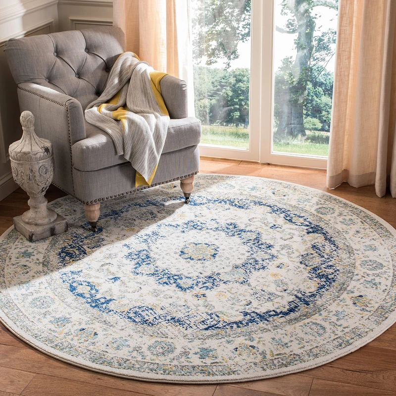Safavieh Traditional Rug for Living Room, Dining Room, Bedroom - Evoke Collection, Short Pile, in Ivory and Blue, 200 x 200 cm