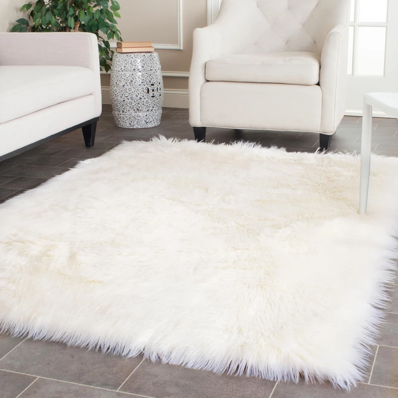 Safavieh Faux Sheepskin Indoor Woven Round Area Rug, Faux Fur Collection, FSS235, in Ivory, 183 X 183 cm for Living Room, Bedroom or Any Indoor Space - Image 1