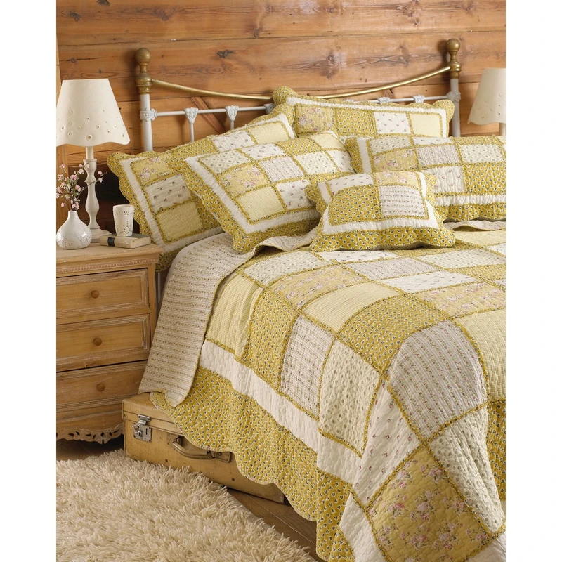 Riva Paoletti Honeybee Yellow Bedspreads, 265 x 265 cm, Cotton - Image 1