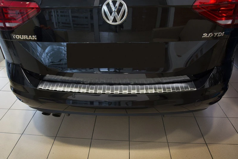 Avisa Stainless Steel Rear bumper protector compatible with Volkswagen Touran III 2015- incl. R-Line 'Ribs'