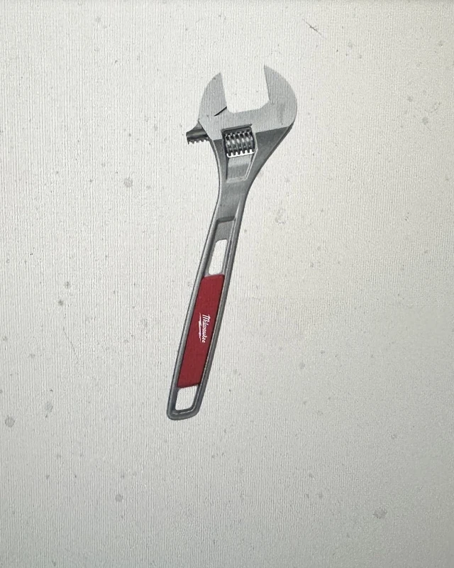 Milwaukee 48 22 7415 15-Inch/380 mm Adjustable Chrome Wrench - Silver