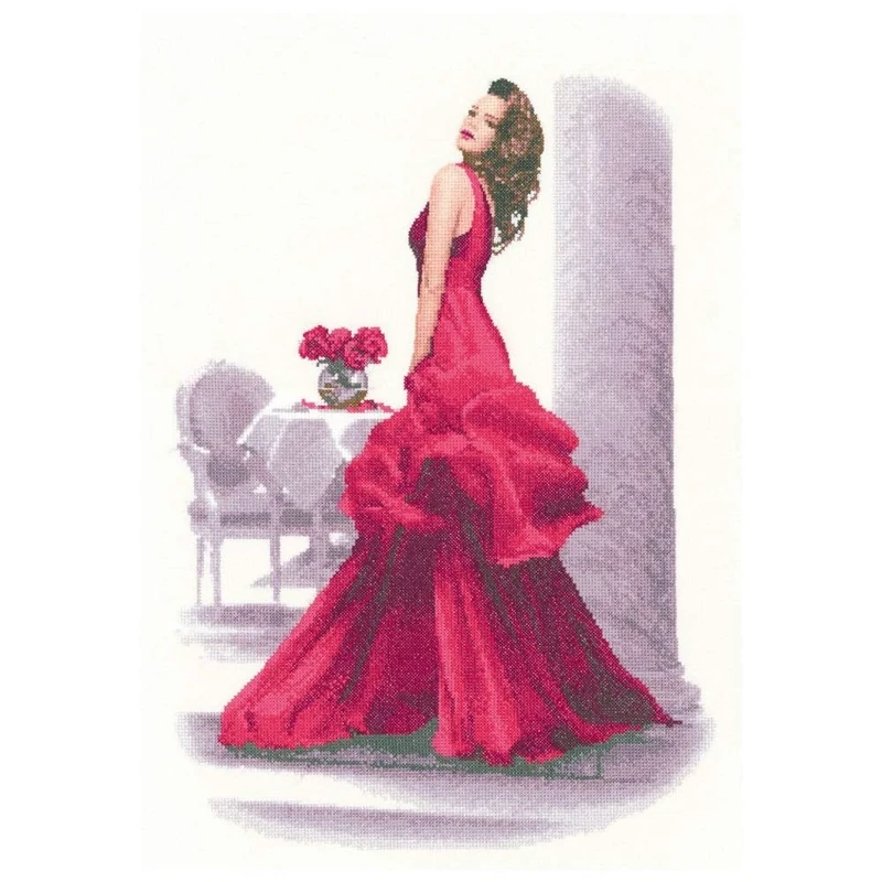 Heritage Crafts Cross Stitch Kit - Susannah - Aida - John Clayton Elegance Lady