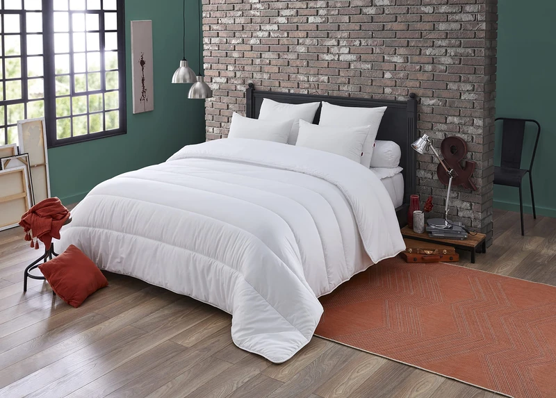 Dodo 29441 Saniprotect Polyester Duvet, White, polyester, white, 200 x 200 cm