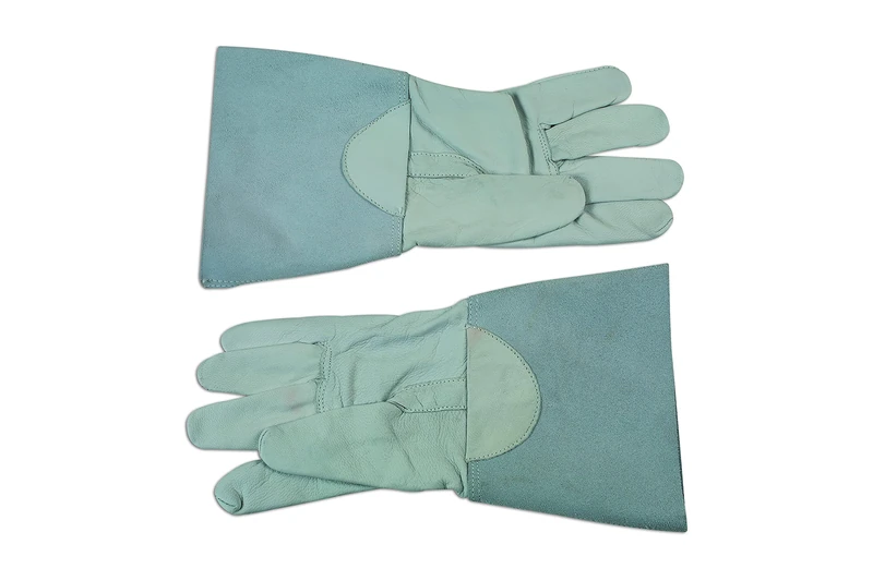 Laser 6619 Leather Overgloves - Medium (9)