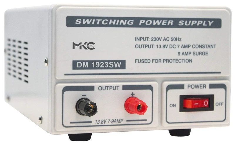 DM1923/4SW – Professional Switching Power Supply 13.8 V