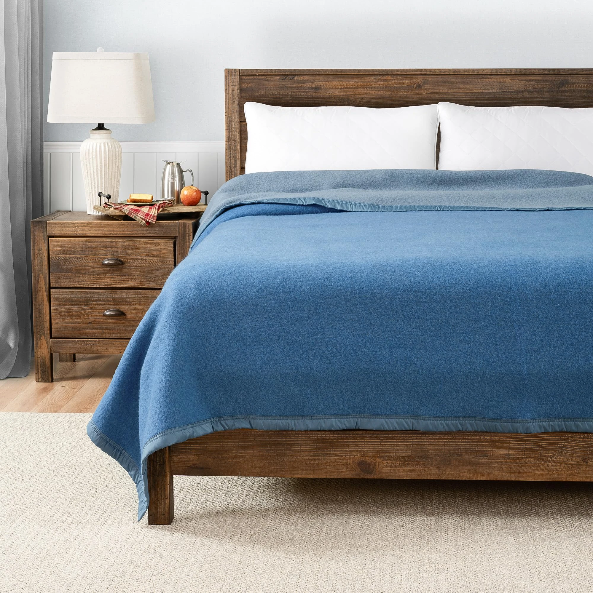 Poyet Motte Aubisque 500GSM Heavyweight 100-Percent Wool Blanket (King, Blue/Lt Blue)