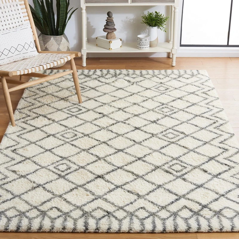 Safavieh Moroccan Indoor Hand Tufted Rectangle Area Rug, Casablanca Collection, CSB894, in Ivory / Grey, 152 X 244 cm for Living Room, Bedroom or Any Indoor Space