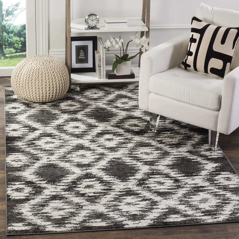 Safavieh Modern Diamond Trellis Indoor Woven Rectangle Area Rug, Adirondack Collection, ADR118, in Charcoal / Ivory, 155 X 229 cm for Living Room, Bedroom or Any Indoor Space