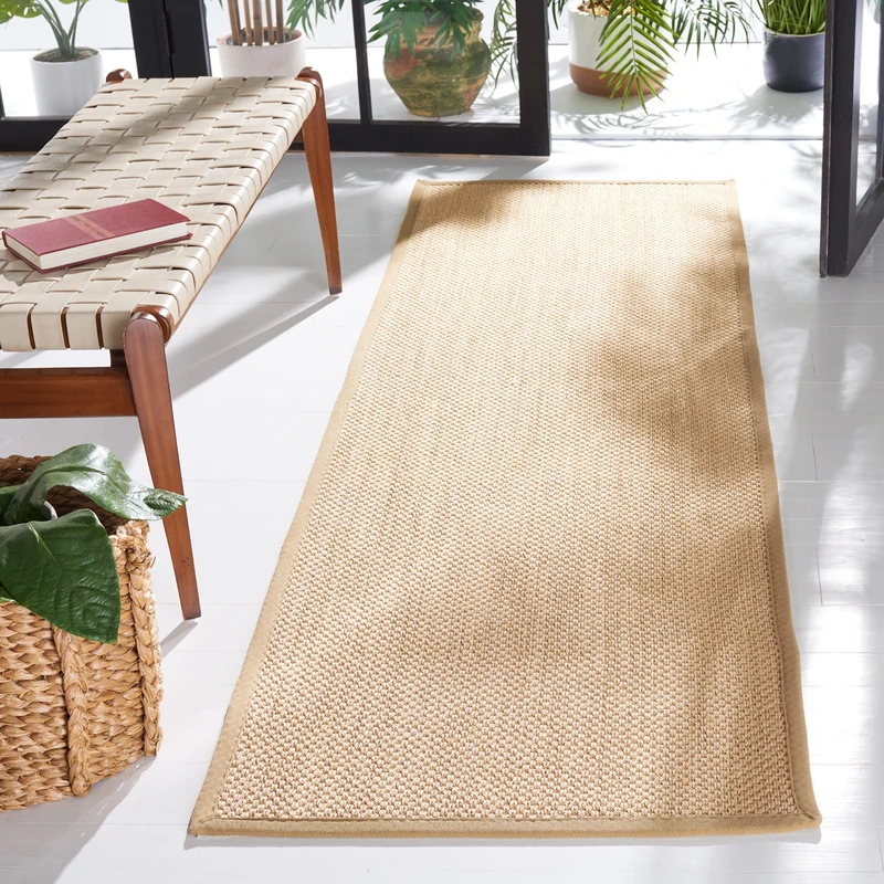 Safavieh Natural Fiber Rug for Living Room, Dining Room, Bedroom - Natural Fiber Collection, Short Pile, in Natural, 61 X 213 cm
