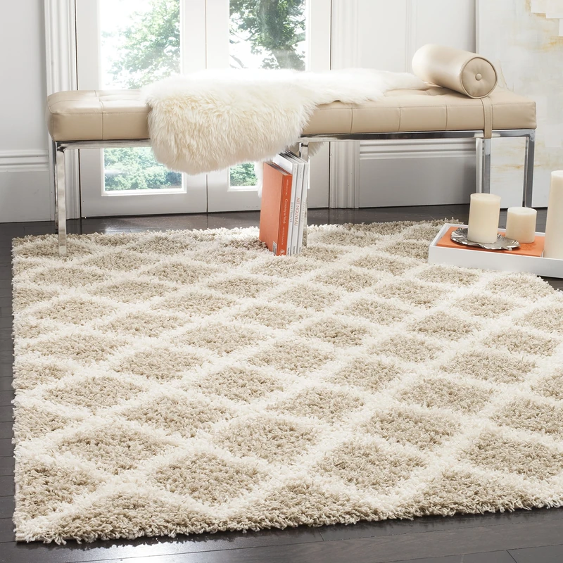 Safavieh Shaggy Rug for Living Room, Dining Room, Bedroom - Dallas Shag Collection, High Pile, in Beige and Ivory, 155 X 229 cm