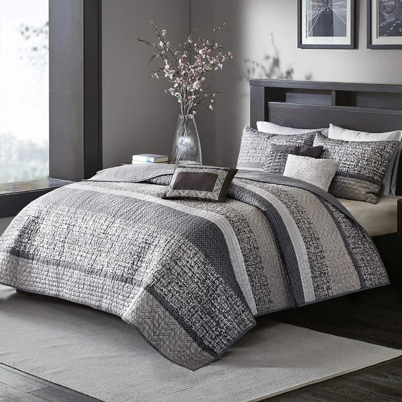 Madison Park Quilt Set Luxurious Jacquard Stripes Design, Polyester, Chevron Grey/Taupe, Full/Queen (90 in x 90 in)