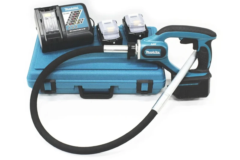 Makita DVR450RTE Cordless Concrete Compressor (18 V/5.0 Ah, 2 Batteries) and Charger in Carry Case