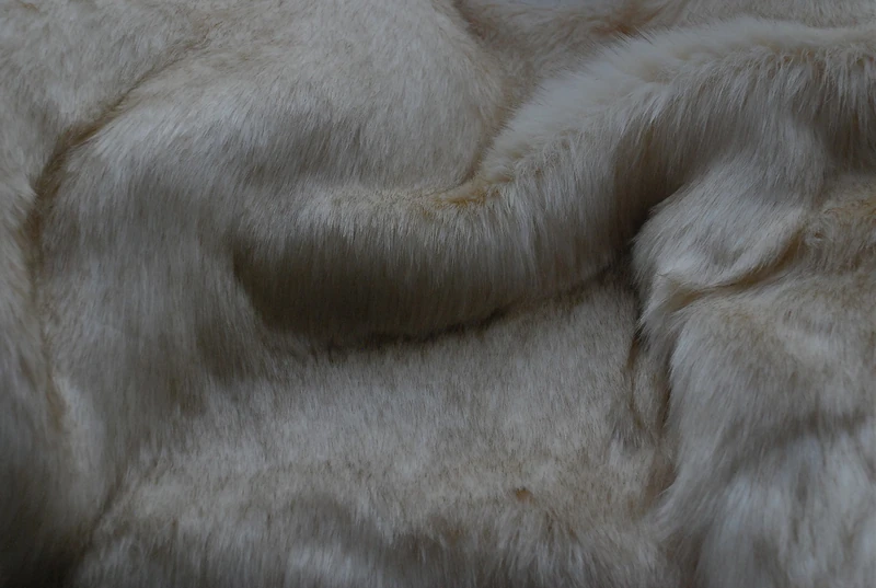 CRS VENDOR LTD. Super Luxury Faux Fur Fabric Material - Superior Long Pile Cream Brown