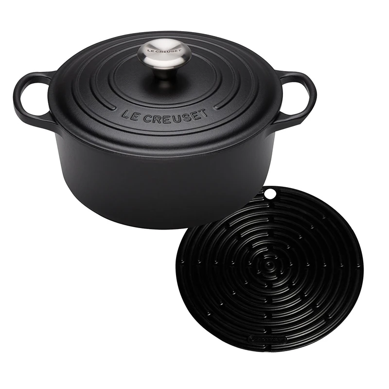 Le Creuset Signature Cast Iron Round Casserole with Cool Tool, 20 cm - Satin Black