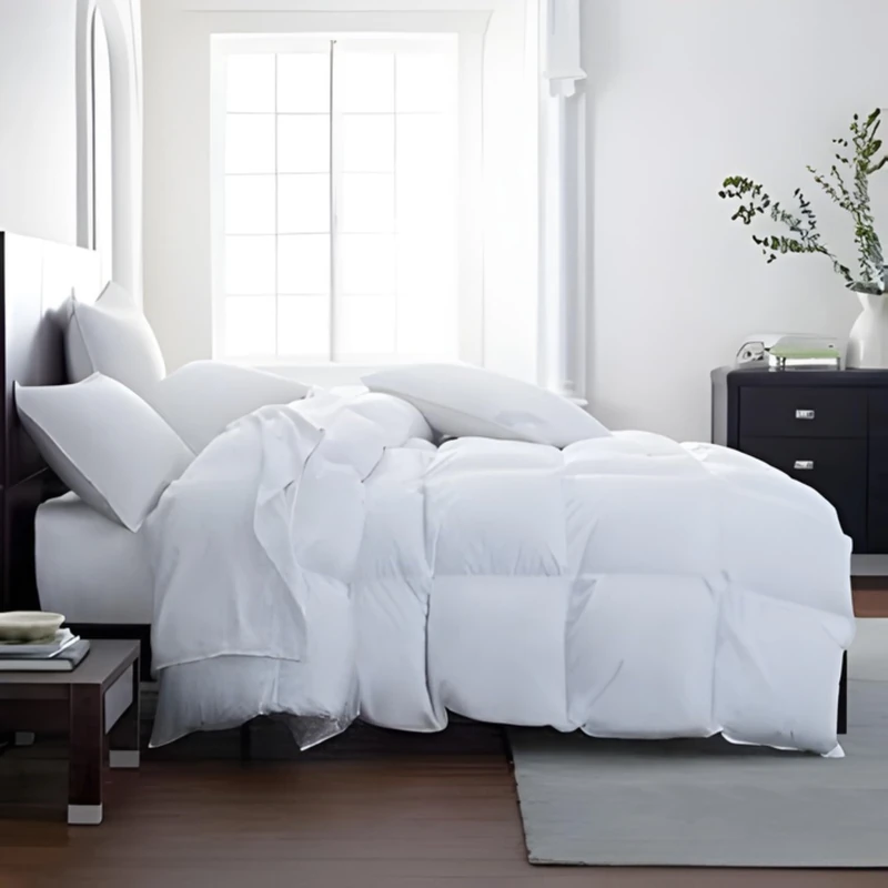 The Ultimate Fluffy Duvet - Luxury Down Alternative King Fluffy Duvet Insert Thick Premium All Season Breathable Hotel Collection Puffy Comforter (King White)