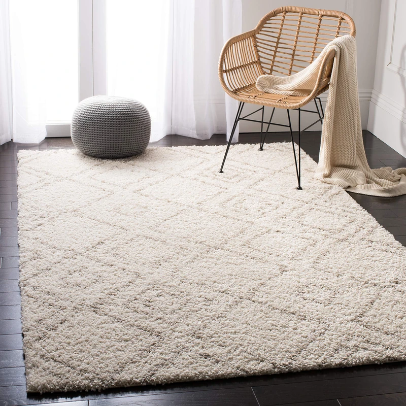 Safavieh Shag Rug for Living Room, Dining Room, Bedroom - Arizona Shag Collection, Short Pile, in Ivory and Beige, 122 X 183 cm