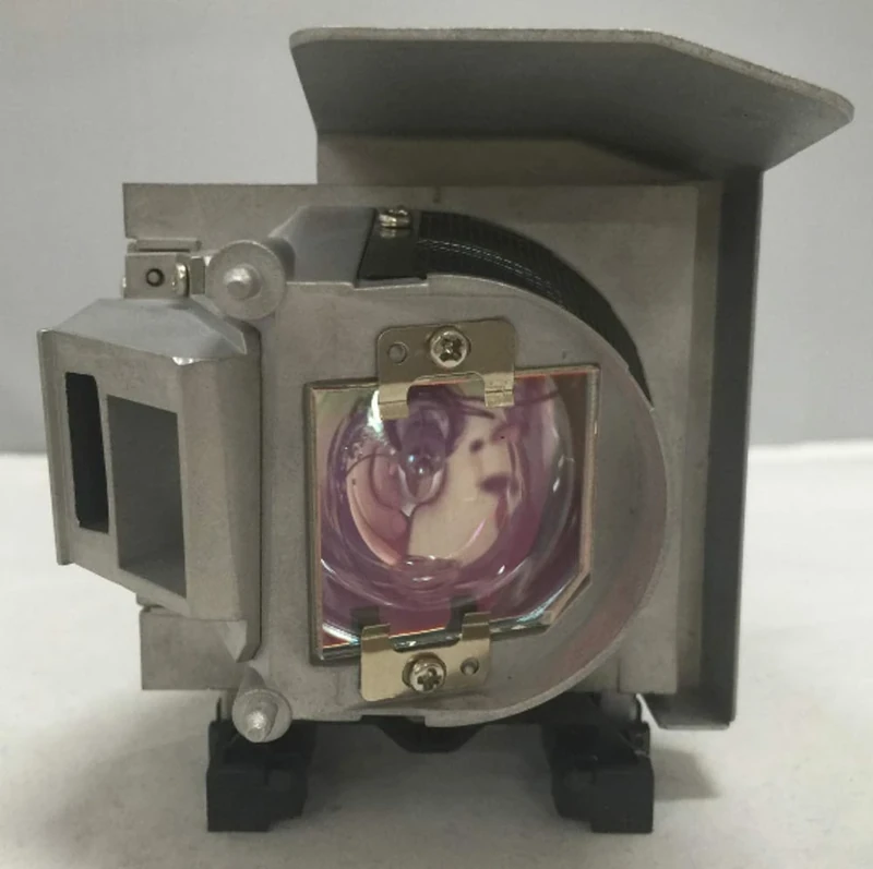 Diamond Lamps 1020991-DL replacement projector lamp - OEM bulb with Diamond Lamps housing
