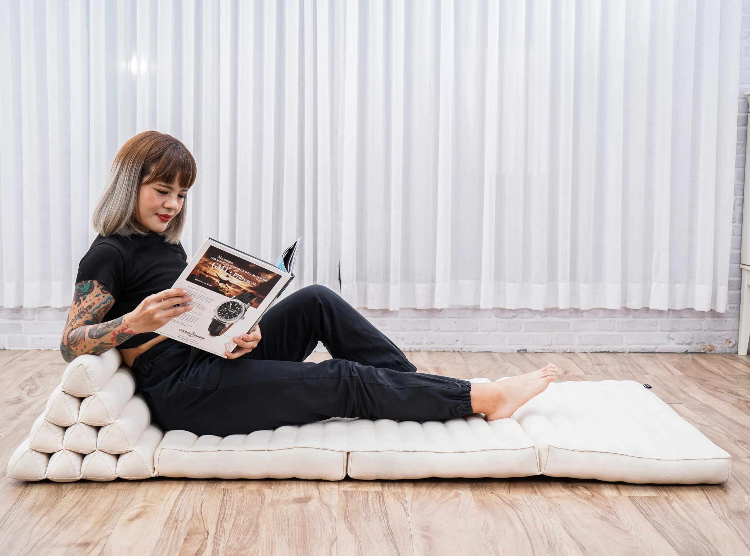 Leewadee Comfortable Japanese Floor Mattress - Thai Floor Bed With Triangle Cushion - Futon Mattress - XL Extra Wide Thai Massage Mat, 170 x 80 cm, Ecru, Kapok Filling