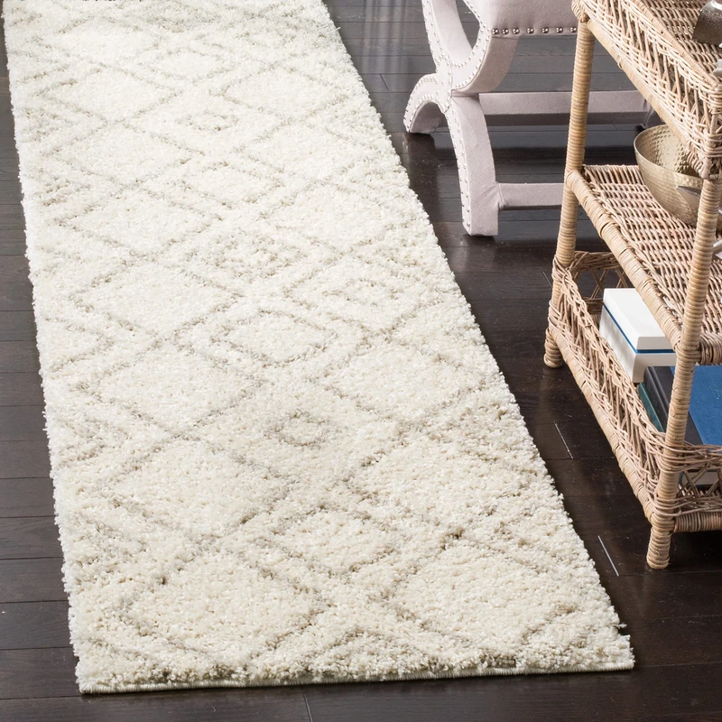 Safavieh Shaggy Indoor Woven Runner Area Rug, Arizona Shag Collection, ASG744, in Ivory/Beige, 69 x 244 cm for Living Room, Bedroom or Any Indoor Space
