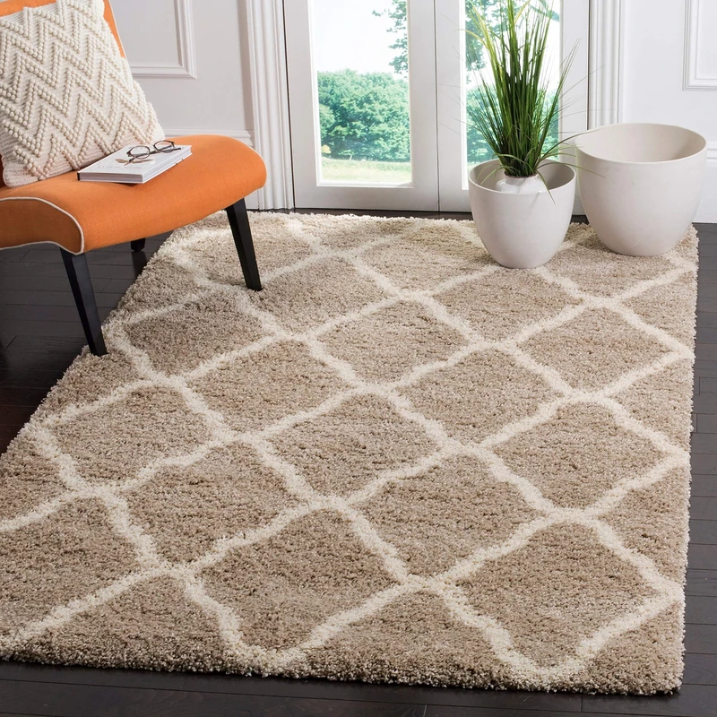 Safavieh Shaggy Rug for Living Room, Dining Room, Bedroom - Hudson Shag Collection, High Pile, in Beige and Ivory, 91 X 152 cm