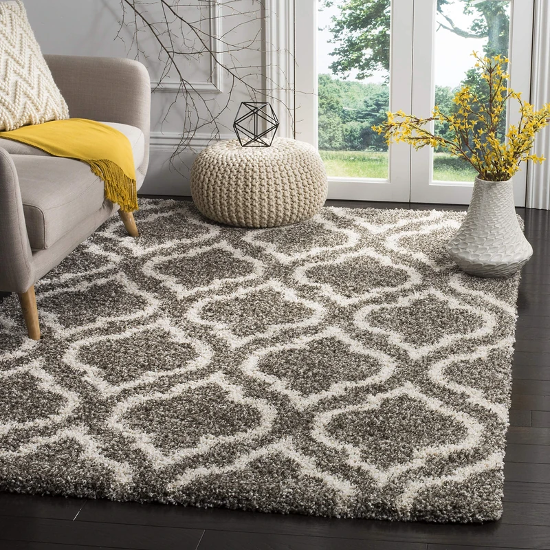 Safavieh Mati Shag Rug, Woven Polypropylene Carpet in Grey / Ivory, 200 X 300 cm
