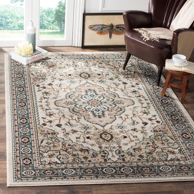 Safavieh Traditional Rug for Living Room, Dining Room, Bedroom - Lyndhurst Collection, Short Pile, in Cream and Beige, 90 x 150 cm