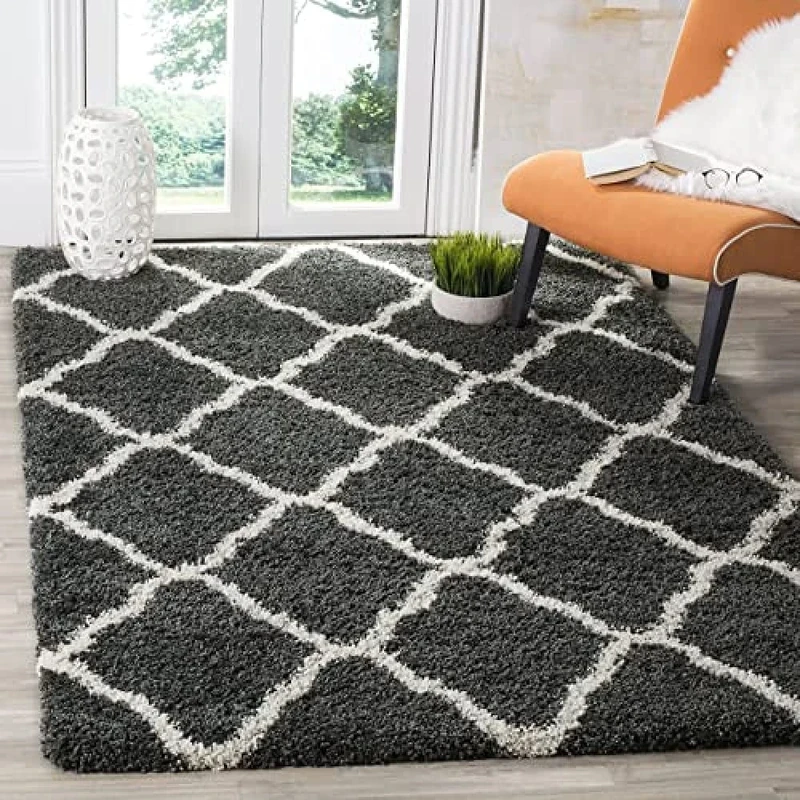 Safavieh Kate Shag Rug, Woven Polypropylene Carpet in Dark Grey / Ivory, 243 X 304 cm