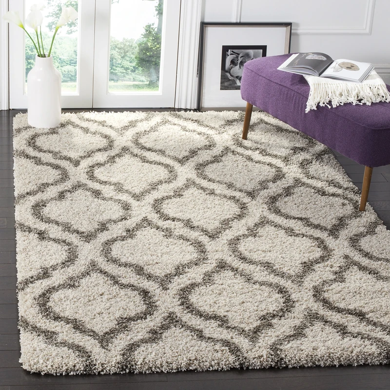 Safavieh Shaggy Indoor Woven Rectangle Area Rug, Hudson Shag Collection, SGH284, in Ivory / Grey, 155 X 229 cm for Living Room, Bedroom or Any Indoor Space