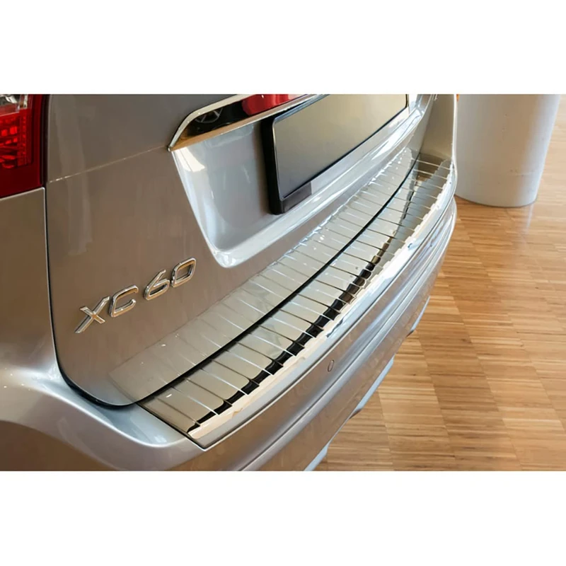 Avisa Chrome Stainless Steel Rear bumper protector compatible with Volvo XC60 2013-2016 'Ribs'