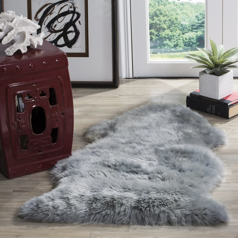 Safavieh Sheepskin Indoor Hand Made Accent Area Rug, Fur Collection, SHS121, in Steel Blue, 61 X 91 cm for Living Room, Bedroom or Any Indoor Space