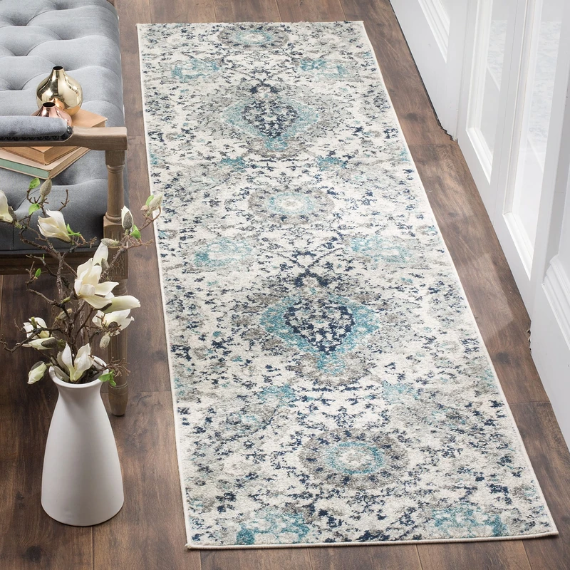 Safavieh Boho Rug for Living Room, Dining Room, Bedroom - Madison Collection, Short Pile, in Cream and Light Grey, 80 x 180 cm