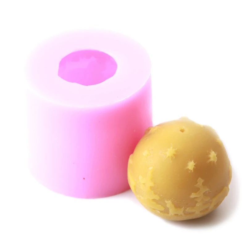 World Of Moulds | Round Christmas Silicone Mould x 5