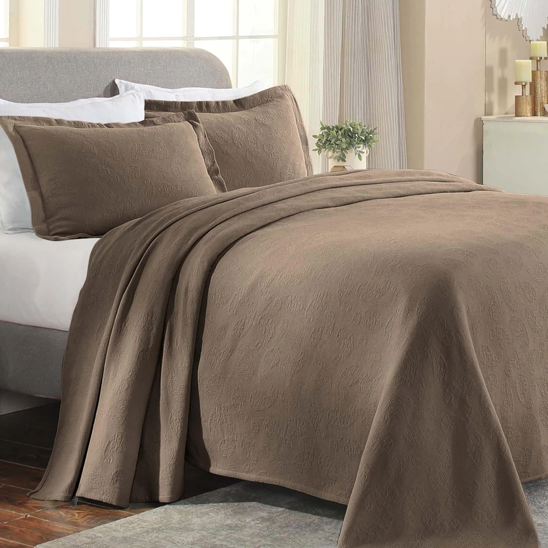 Superior Paisley 3 Piece Cotton Bedspread Set, Home Bed Decor, Decorative Bed Spread, 2 Pillow Shams, Medium Weight Blanket, Matelasse Coverlet Bedding, Vintage Floral Pattern, Twin, Taupe
